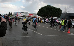 Nouvelle victoire au sprint de Dominique !