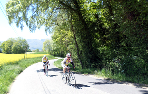 Après une bonne matinée à pédaler fort avec Patrice, j'ai décidé pour cet après-midi de veiller sur la Team Alzheimer pour ne pas en perdre encore un !